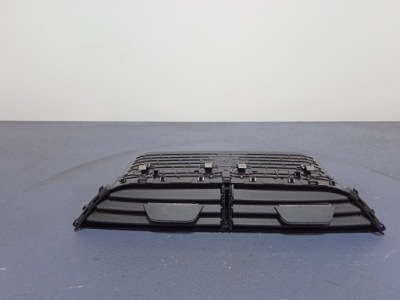 Octavia iv решётка обдув средняя 5e3820951f фото №1