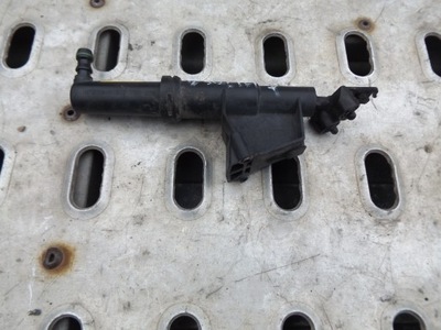 Volvo v50 lift омивача фари ксенон правий фото №1