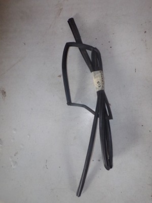 Прокладка стекло правый задняя kia picanto i фото №1