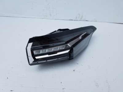 Лампа задняя правая peugeot 308 iii kombi фото №1