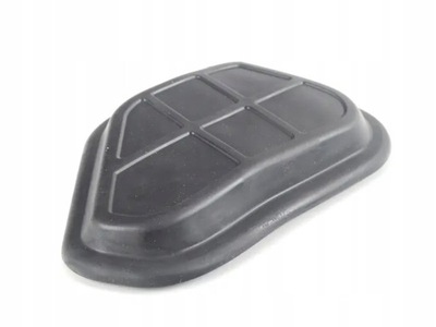 Заглушка чашка амортизатора правая audi a4 a5 s5 фото №1