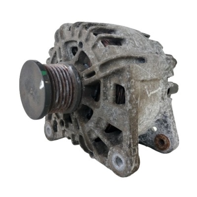 Renault twingo iii 0.9 tce генератор 231003101r фото №1