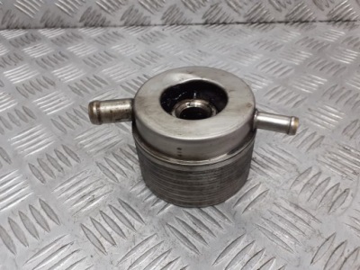 Радиатор масла mazda 6 gg 2.0 di фото №1