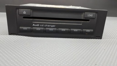 8E0035111D ЧЕЙНДЖЕР CD AUDI A3 8P РЕСТАЙЛ 07R