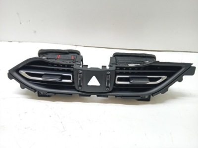 Решітка обдув середина hyundai i30 iii lift фото №1