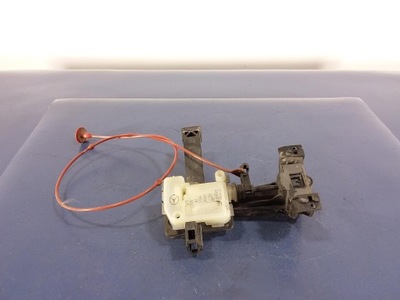 Mercedes r w251 привод крышка топлива a2518200197 фото №1