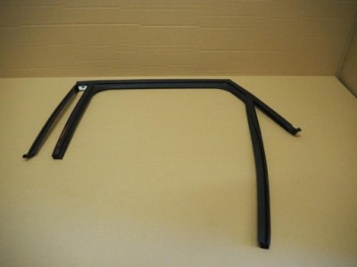 Прокладка скло двері лівий задня citroen c3 aircross фото №1