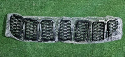 Решётка радиатора передняя решётка радиатора перед jeep cherokee lift 005339482 новый фото №1