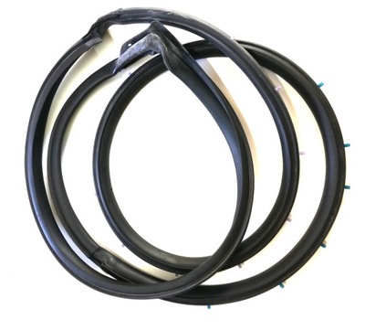 Прокладка двері правий задня mazda 626 ga7b72760d oe! фото №1