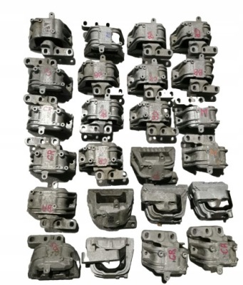 Fiat кронштейн подушка orginał оригінальний номер 1369381080 фото №1