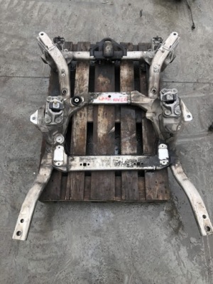 Range rover sport l494 подрамник подрамник cpla-5c145-ap фото №1