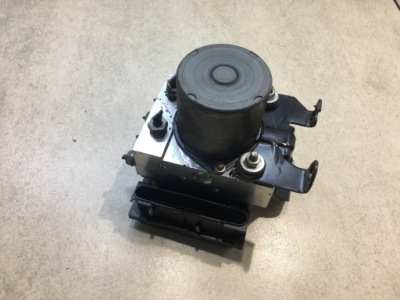 Насос abs discovery iii 2.7 td 0265235020 фото №1