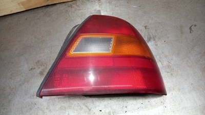 Лампа задня права honda civic vi 1.4b 96r фото №1