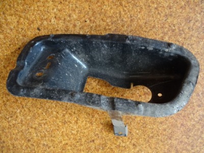 Land cruiser 120 04r рамка кронштейн лампа лампи задня правий фото №1