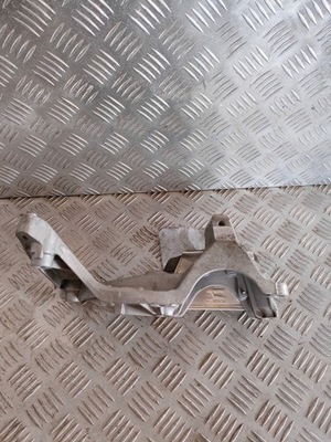 Підпора двигуна audi a6 фото №1