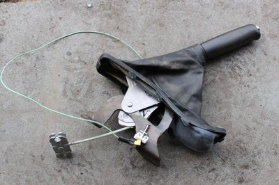 Subaru impreza рычаг тормоза ручного 01-07 фото №1