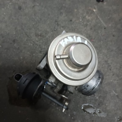 Skoda fabia i 1,9tdi клапан egr 038131501m фото №1