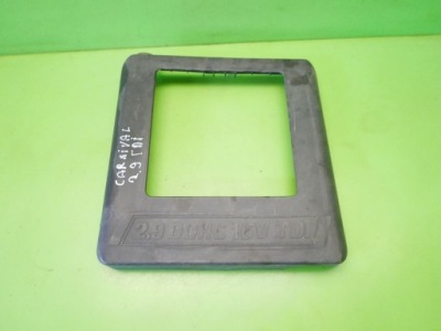 Захист корпус інтеркулер kia carnival i 2.9 tdi фото №1