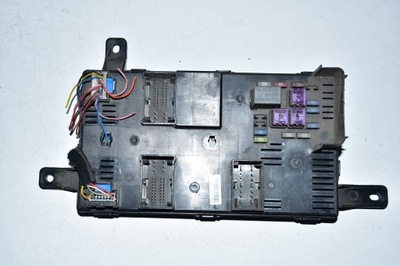 Kia carnival iii коробка запобіжників фото №1