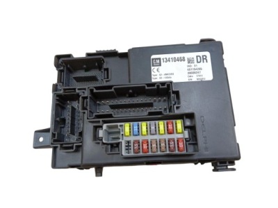 Коробка предохранителей модуль комфорта bcm opel meriva b 13410468 фото №1