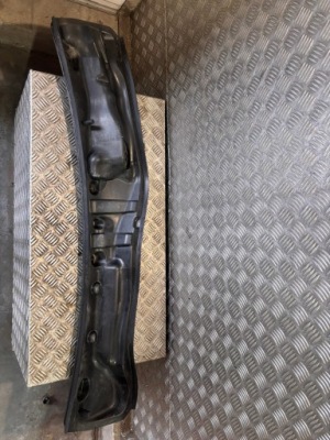 Жабо нижні renault twingo 3 668107300r фото №1