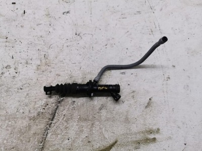 Помпа цилиндр сцепления captur 0.9 306105773r фото №1