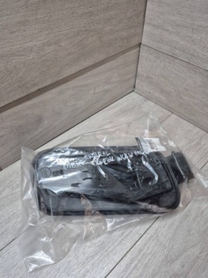 11845. renault austral кришка заливна горловина пального 781201530r фото №1