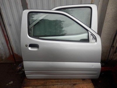 Suzuki ignis i 00-03 двері праве перед z2s фото №1