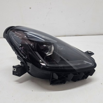 Фара правий перед maserati grecale full led 06702930730 фото №1