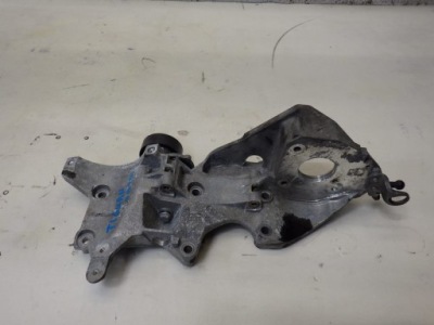 Кронштейн основание генератора vw touran 2.0 tdi фото №1