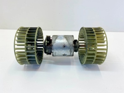 Моторчик обігрівача mercedes-benz sl r129 a1298200642 21157935 5.0l фото №1