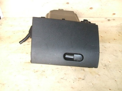 Alfa romeo giulietta бардачок пасажира кришка фото №1