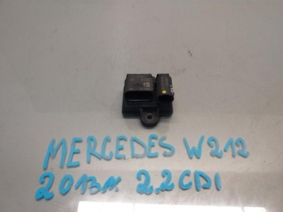 Реле свічка розжарювання w212 2.2 cdi a6519005502 фото №1