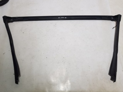 Mercedes slk w171 r171 1717200278 прокладка скло передньої перед лобове фото №1