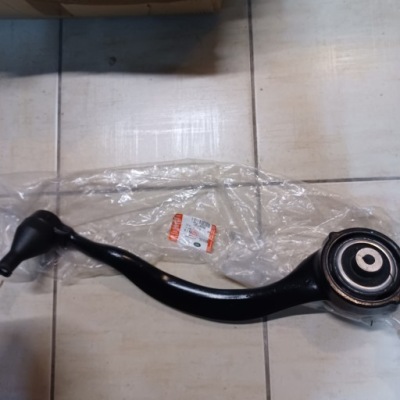 Рычаг оригинальный номер land rover discovery v range rover правый фото №1