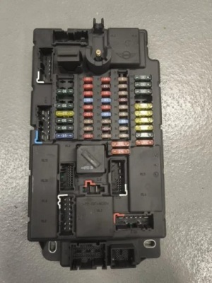 Модуль предохранителей 3450824 mini one r56 r57 фото №1