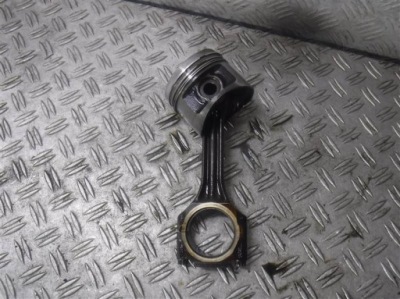 Поршень с шатун vw t4 2.5 b фото №1