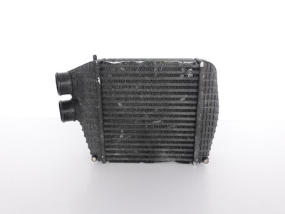 Maserati ghibli quattroporte 13- интеркулер левый фото №1