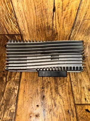 Audi a4 b8 усилитель радио фото №1