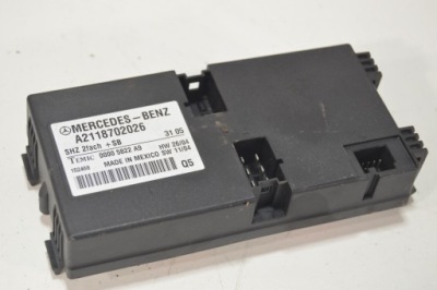 Модуль блок керування сидіння mercedes e klasa w211 2118702026 фото №1