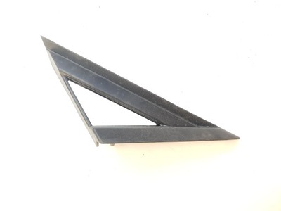 Q4 e-tron заглушка спойлер кришки права oryg-pń фото №1