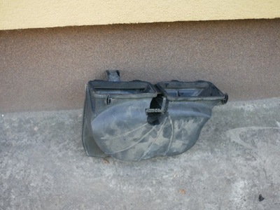 Mercedes c w204 2.2 труба впуск воздуха a2048303303 оригинальный номер фото №1