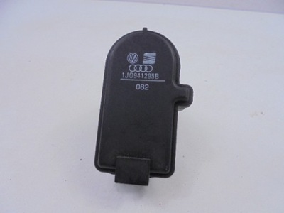 Seat toledo ii моторчик регулювання фара 1j0941295b фото №1