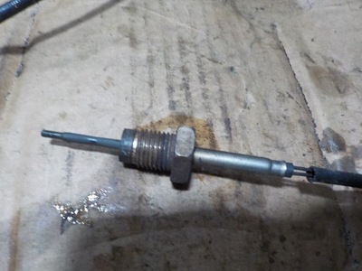 Skoda rapid 1.6 tdi 2016r датчик температури вихлопних газів 04l906088ct фото №1