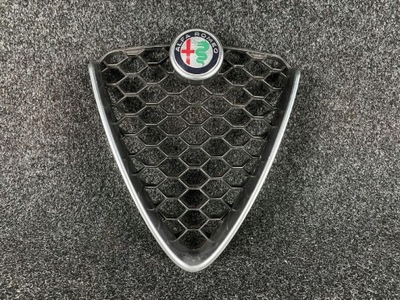 Alfa romeo giulia решётка радиатора решётка радиатора радиатора 156152061 фото №1