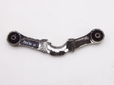 Mitsubishi pajero iii 99-06 кронштейн подушка мост задняя фото №1