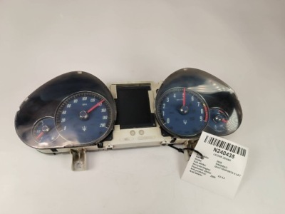 Maserati quattroporte 2009 счетчик / спидометр фото №1