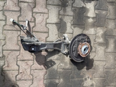 Mercedes a 177 a45 amg поворотний кулак задня права фото №1