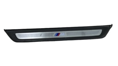 НАКЛАДКА ПОРОГА ПРАВОЕ ПЕРЕД LED (СВЕТОДИОД ) BMW G30 M 8061056