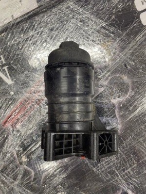 Audi оригинальный номер 06m115401f корпус фильтра масла фото №1